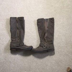 Green riding boots
